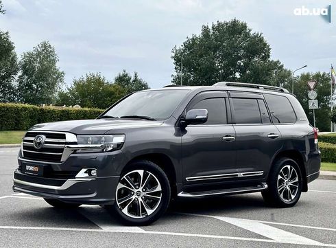 Toyota Land Cruiser 2020 - фото 6