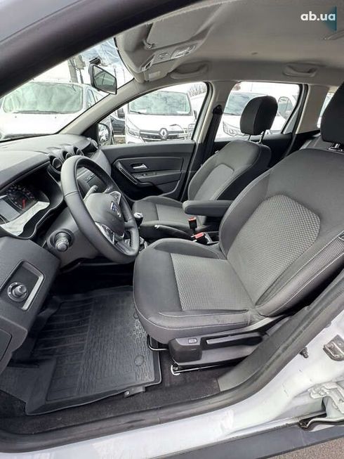 Dacia Duster 2020 - фото 17