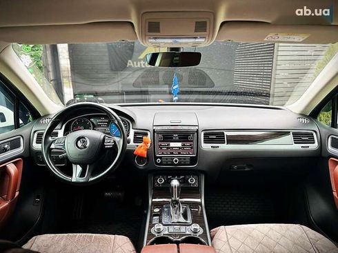 Volkswagen Touareg 2018 - фото 29