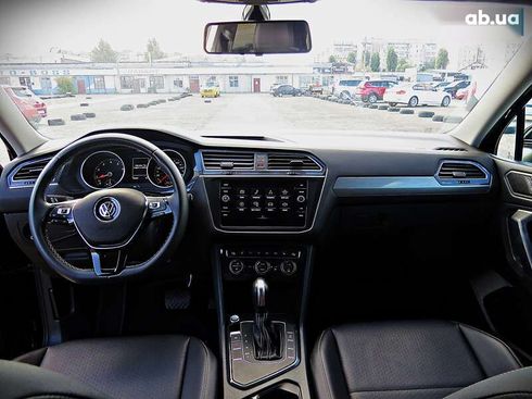 Volkswagen Tiguan 2020 - фото 18