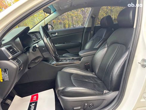 Kia Optima 2016 белый - фото 28