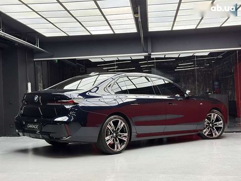 BMW 7 серия 2023 - фото 20