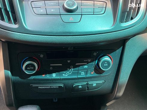 Ford Escape 2017 коричневый - фото 29
