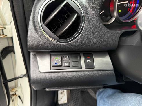 Mazda 6 2011 белый - фото 13