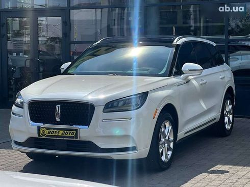 Lincoln Corsair 2022 - фото 3