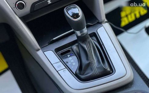 Hyundai Elantra 2016 - фото 15