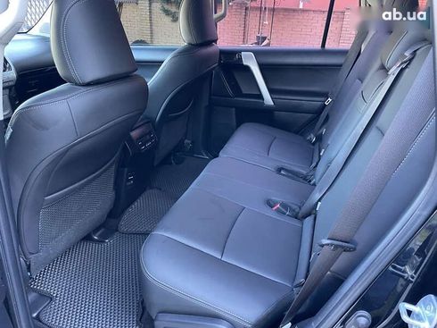 Toyota Land Cruiser Prado 2018 - фото 3