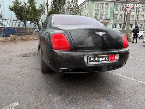 Bentley Continental 2006 черный - фото 12