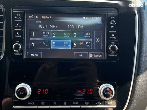 Mitsubishi Outlander 2020 - фото 21