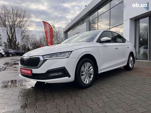 Skoda Octavia 2021 - фото 3