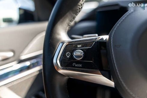 BMW i7 2024 - фото 21