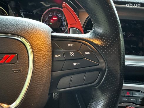 Dodge Challenger 2022 черный - фото 17