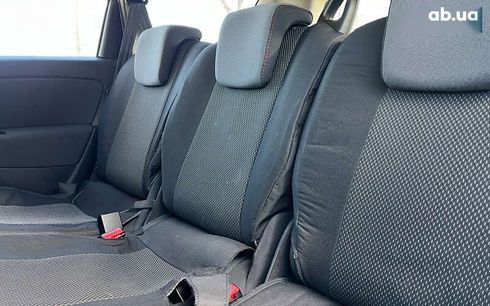 Renault Scenic 2015 - фото 22