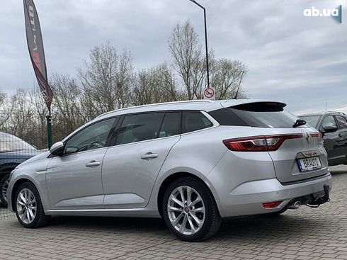 Renault Megane 2018 - фото 17