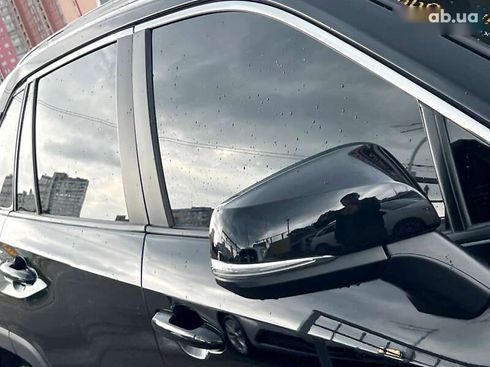 Toyota RAV4 2019 - фото 21