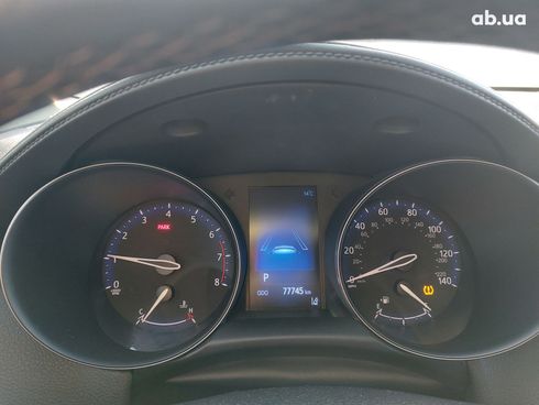 Toyota C-HR 2018 красный - фото 6