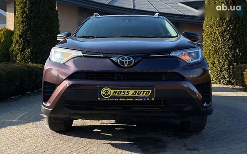 Toyota RAV4 2017 - фото 2