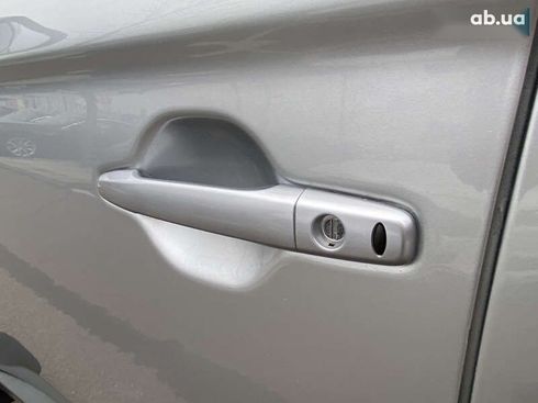 Mitsubishi Outlander 2012 - фото 15