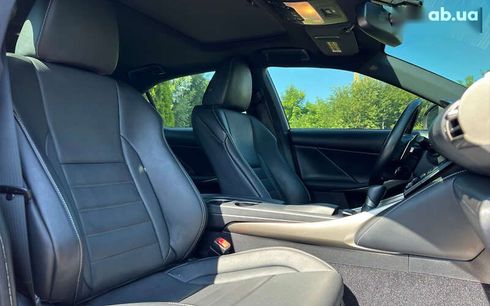 Lexus IS 2014 - фото 19