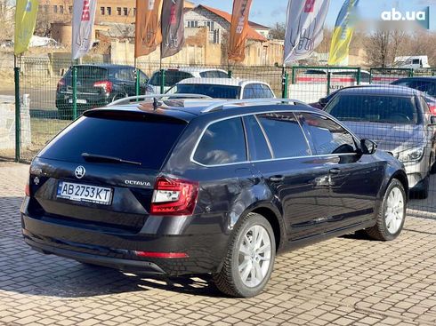 Skoda Octavia 2019 - фото 28