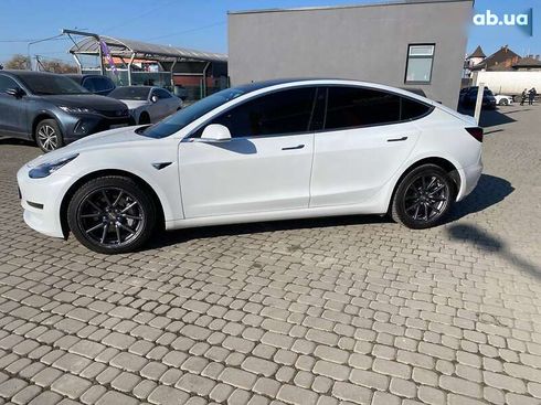 Tesla Model 3 2020 - фото 4