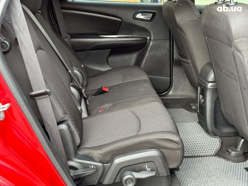 Dodge Journey 2014 красный - фото 16