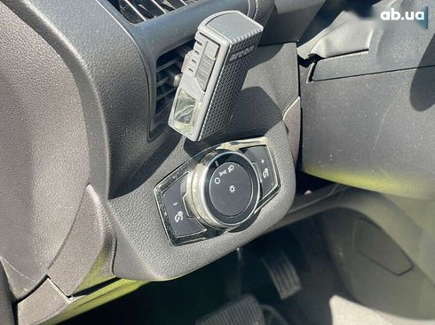 Ford Escape 2014 - фото 17