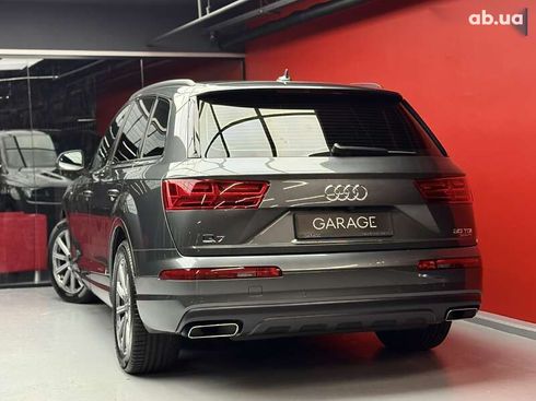 Audi Q7 2019 - фото 28