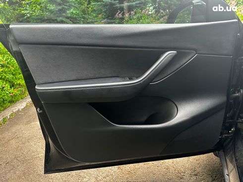 Tesla Model Y 2021 черный - фото 9