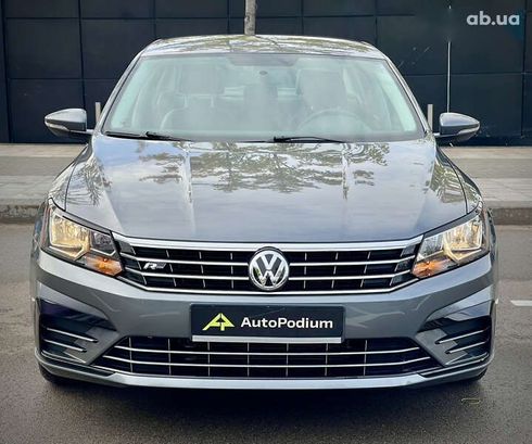 Volkswagen Passat 2016 - фото 8