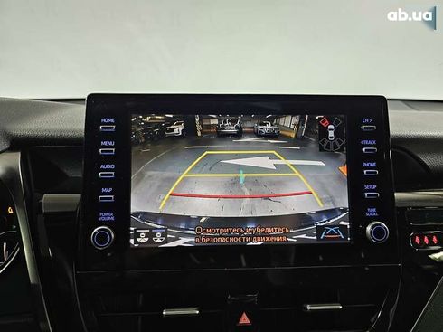 Toyota Camry 2022 - фото 30