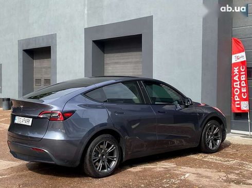 Tesla Model Y 2023 - фото 10