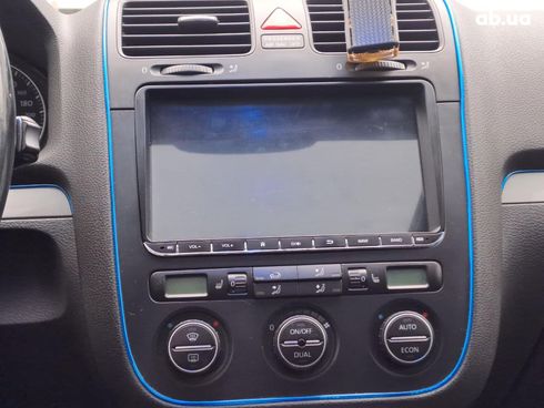 Volkswagen Golf 2006 серый - фото 19