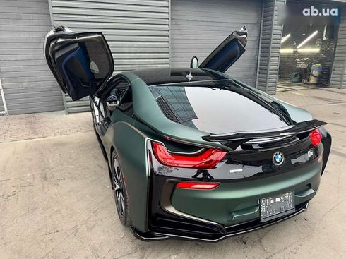 BMW i8 2016 - фото 12