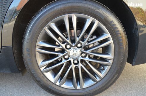 Lexus ES 2017 - фото 18