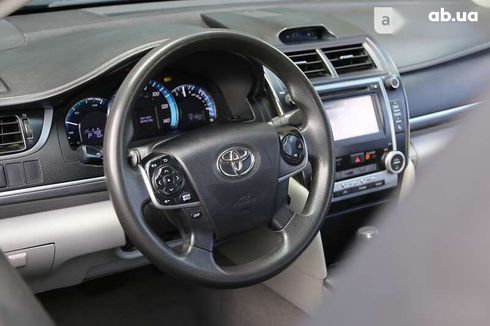 Toyota Camry 2014 - фото 16