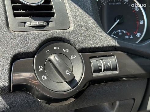 Skoda Octavia 2010 серый - фото 44