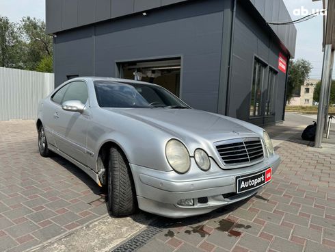 Mercedes-Benz CLK-Класс 2000 серый - фото 7