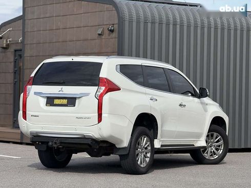 Mitsubishi Pajero Sport 2016 - фото 24