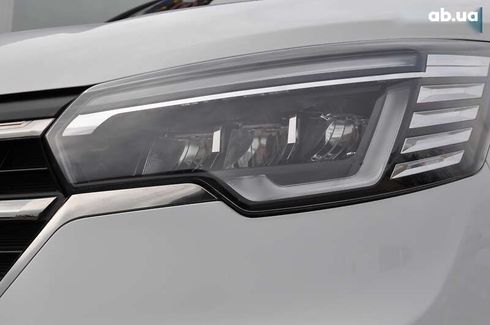 Renault Trafic 2021 - фото 16