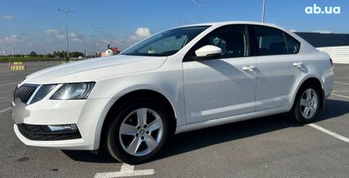 Skoda Octavia 2018 белый - фото 13