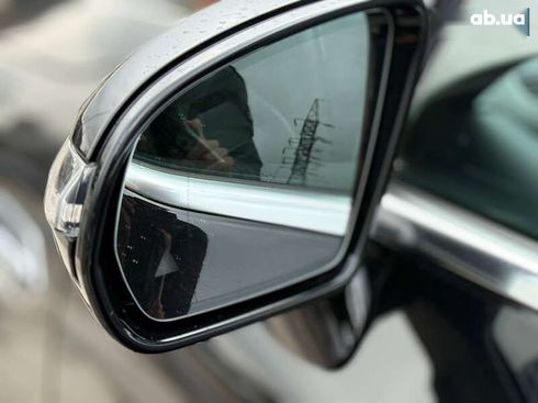 Mercedes-Benz AMG GT 4 2019 - фото 16