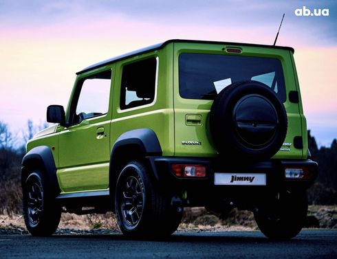 Suzuki Jimny 2024 - фото 6