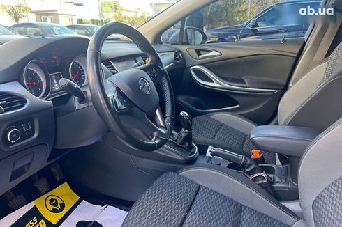 Opel Astra 2020 - фото 21