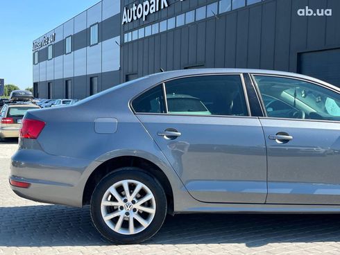 Volkswagen Jetta 2013 серый - фото 8