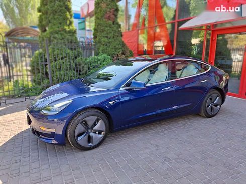 Tesla Model 3 2019 - фото 9