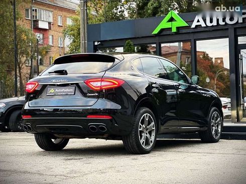 Maserati Levante 2018 - фото 20