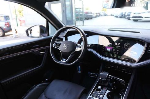 Volkswagen Touareg 2023 - фото 13