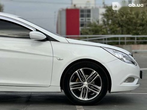 Hyundai Sonata 2010 - фото 13