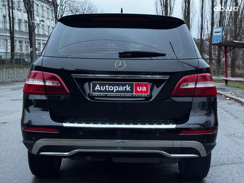 Mercedes-Benz M-Класс 2013 черный - фото 41